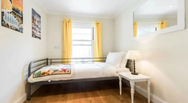 Spacious, Charming 3bd W/Balcony in Kennington, Забронировать Апартаменты/квартира Апартаменты Лондона, рядом с Razor, Апартаменты/квартира