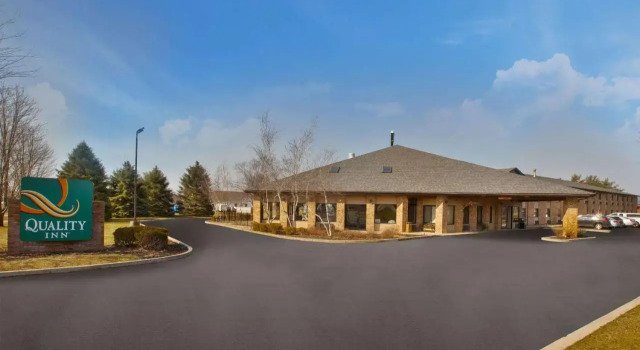 Baymont Inn and Suites Marshall, Buchen Sie Hotel Marshall Michigan