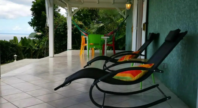 Les Petites Fleurs de Poirier, Rezervovat Hotel 3hvězdičkové hotely v Basse-Terre, 3*