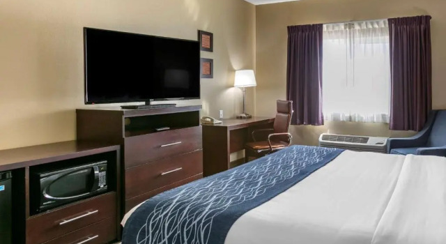 Номер Standard с видом на горы Comfort Inn Fort Collins North