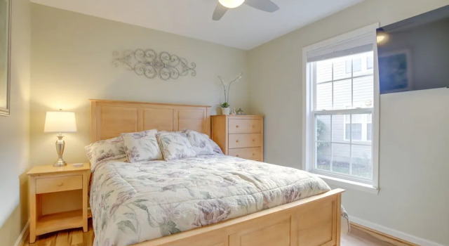 3 Mi to Bethany Beach: Gem w/ Deck & Pool Access, Забронировать Дом для отпуска Коттеджи Philadelphia Metropolitan Area, Коттедж