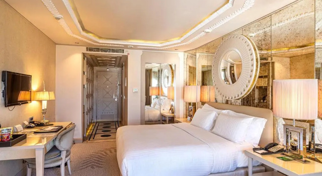 Двухместный номер Deluxe с видом на город Wyndham Grand Istanbul Kalamış Marina Hotel