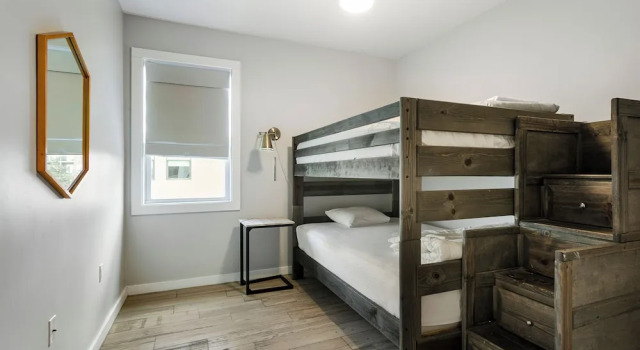 Номер Classic 4 Bedroom Bienville Townhouses near Restaurants