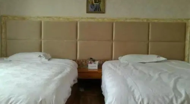 Yueyuan Holiday Hotel, Varaa Hotelli Hotellit Sichuan pysäköinnillä, Pysäköinti