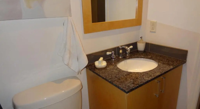 Люкс с видом на закат ApartHotelMontreal by Les Terrasses Saint Urbain 2225I2