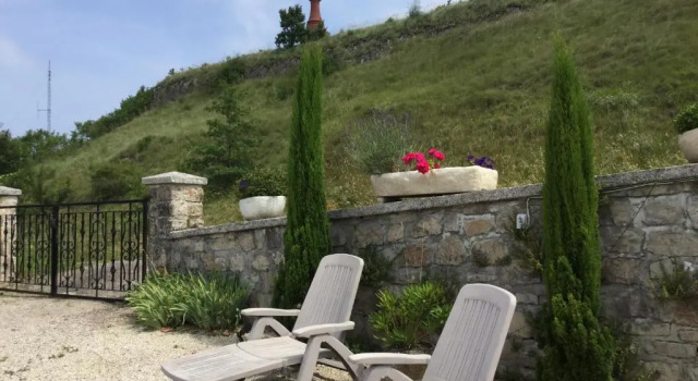 Апартаменты The Gite at No 1 Castelnau de Montmiral