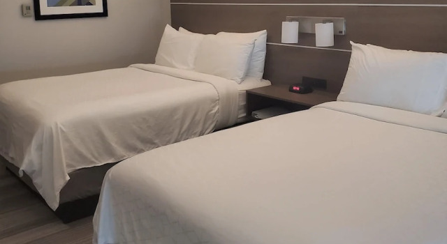 Люкс c 1 комнатой Holiday Inn Express & Suites San Antonio West Sea World Area by IHG