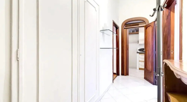 Apartment With 2 Bedrooms In Roma With Furnished Balcony And Wifi 130 Km From The Slopes, Prenota Appartamento Hotel a Lazio con parcheggio, Parcheggio