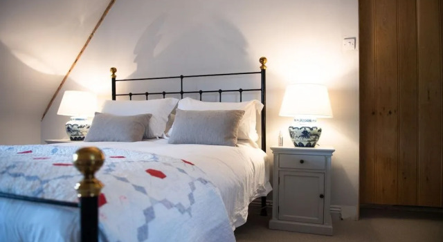Barton Cottage Bed and Breakfast, Reservar Casa de férias Moradias em Merseyside, Vila