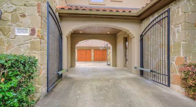 The Arrive Mardi Gras - 5 Br Home, 预订 度假屋 奥斯汀 Greater Austin