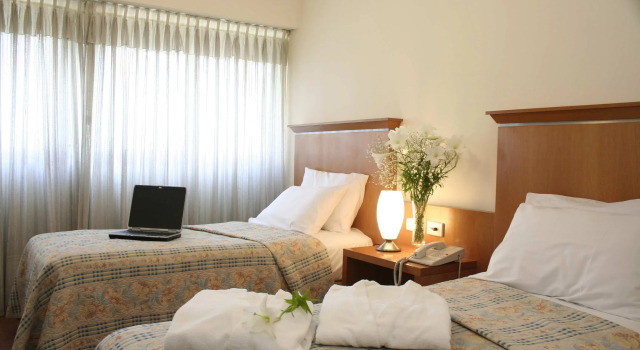 Ariston Hotel, Забронировать Отель Бизнес-отели Росарио, рядом с Rosario Central Athletic Club, 4* 5*