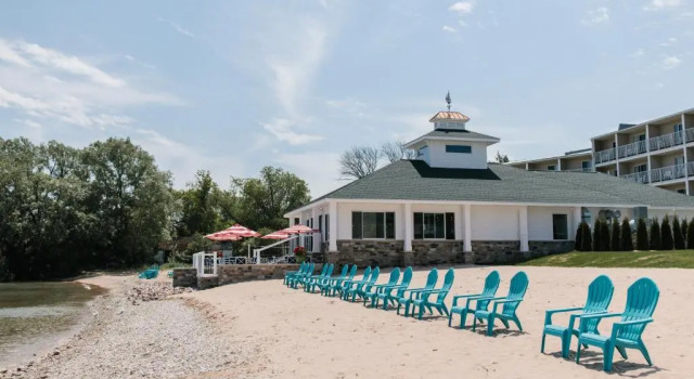 Standard Doppel Zimmer mit Seeblick Breakers Resort & Beach Bar