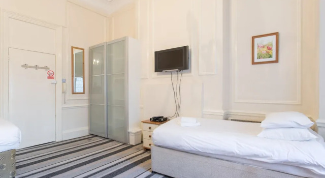 Трёхместный номер Standard Amber Residence Hotel