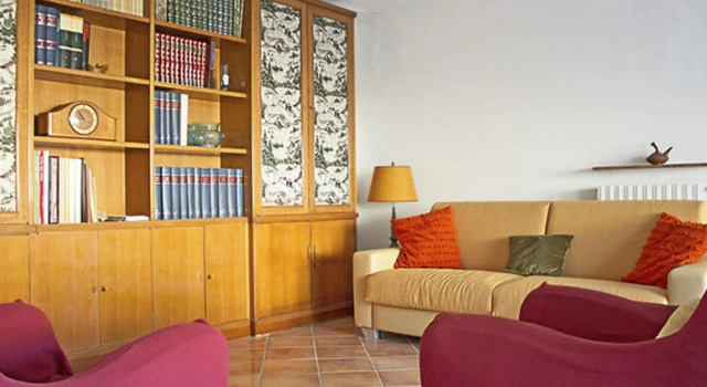 Charming Holiday Home at Massa Lubrense Naples with Balcony