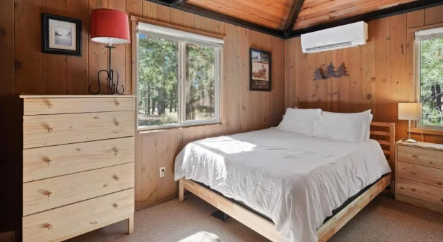 7 Grizzly-AC-Hot Tub-2BR/2BA
