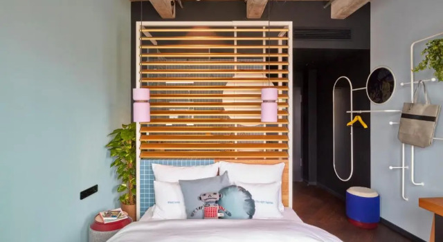 Двухместный номер Standard 25hours Hotel The Circle