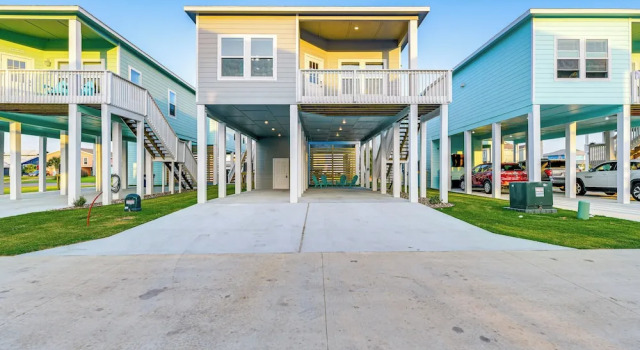 Bright Rockport Vacation Rental w/ Community Pool!, Забронировать Дом для отпуска Виллы Рокпорт, Вилла