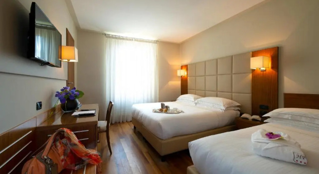 Трёхместный номер Superior Отель Fenice Milano