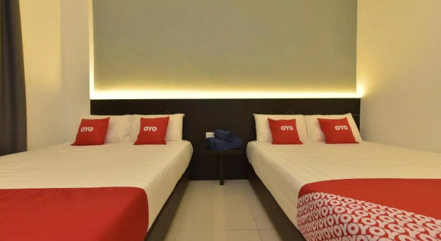 Люкс Capital O 90609 Gc Hotel