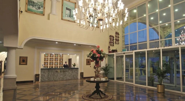Mövenpick Hotel Kuwait, Foglalás Szálloda All inclusive szállodák Kuvait, All Inclusive