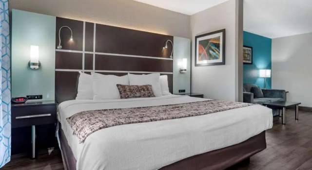 Люкс Best Western Carlton Suites