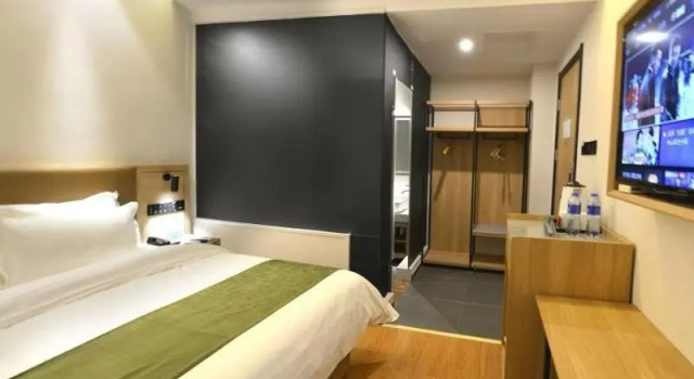 Greentree Inn Qinhuangdao Shanhaiguan Railway Stat, Book Hotel Shanhaiguan 