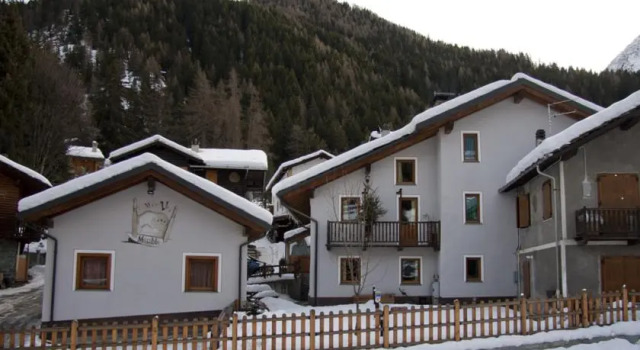 Meublè Lo Miete Viei, Buchen Sie Hotel Ayas Champoluc