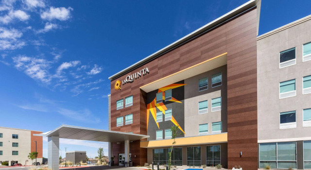 La Quinta Inn & Suites by Wyndham El Paso East Loop-375, Rezerwuj Hotel El Paso Teksas