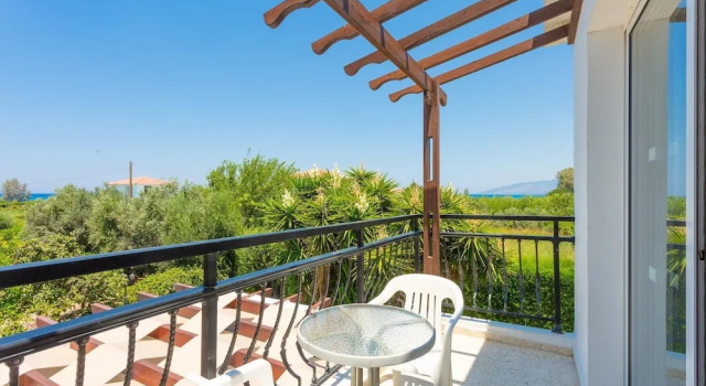 Вилла Sun Beach Villa Thio