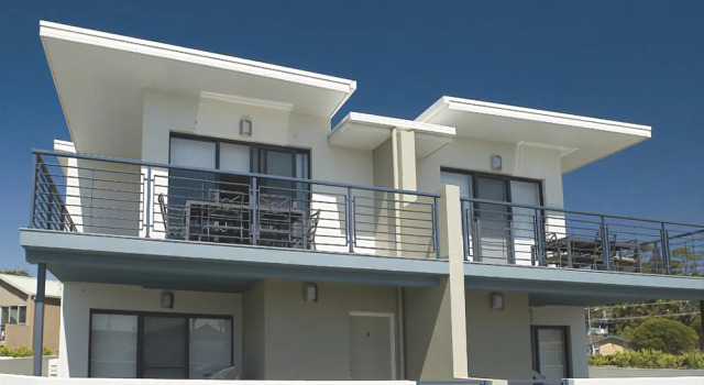 Mollymook Beachfront Executive Apartment