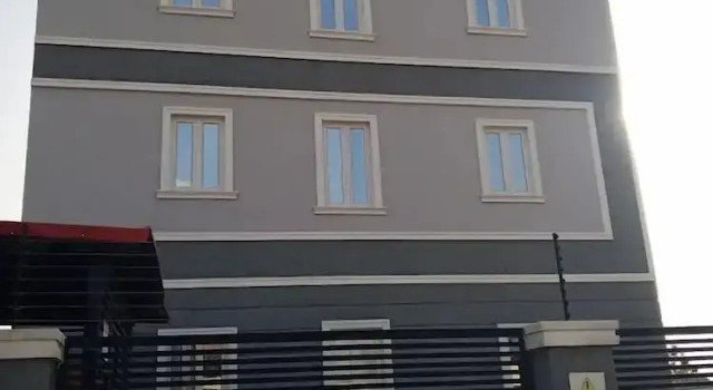 Cortona Luxury Suites, Prenota Appartamento Hotel a Bwari con parcheggio, Parcheggio