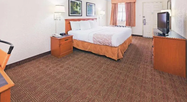 Номер La Quinta Inn San Antonio Sea World Ingram Park
