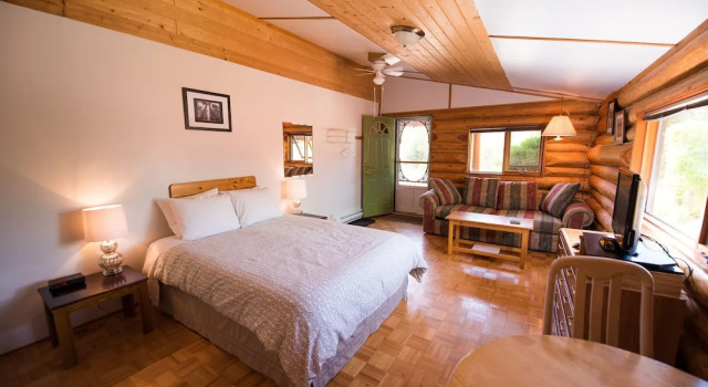 Двухместный номер Standard с балконом Cedar Haven Resort