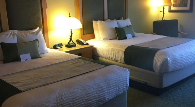 Четырёхместный люкс с 2 комнатами Brian Head Lodge