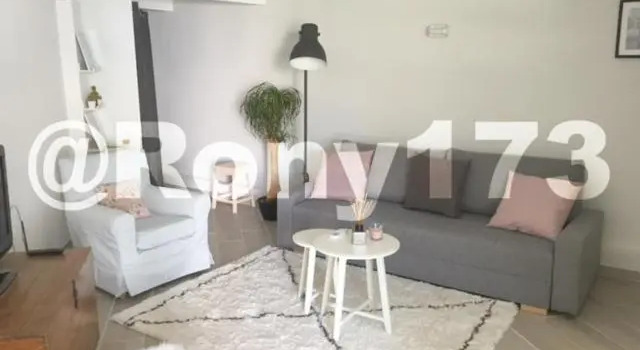 Studio proche mer et ville TOULON 2 pers