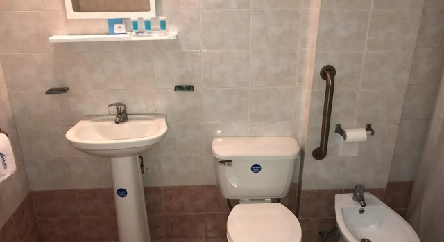 Четырёхместный семейный номер Standard Aparta Hotel Azzurra