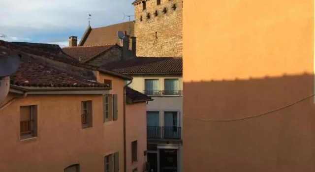 Les Orchidées, Забронировать Отель Клюни Cote du Maconnais-Beaujolais, рядом с École Nationale Supérieure d'Arts et Métiers