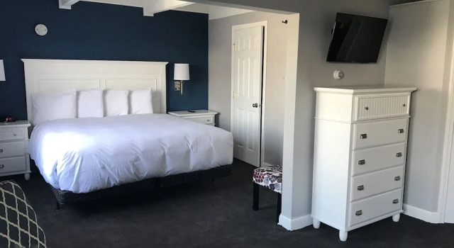 Двухместный номер Superior с балконом Harborline Hotel