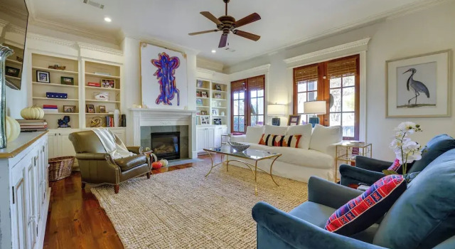 Апартаменты с 3 комнатами Large, Elegant Home u003c 2 Miles to Ole Miss