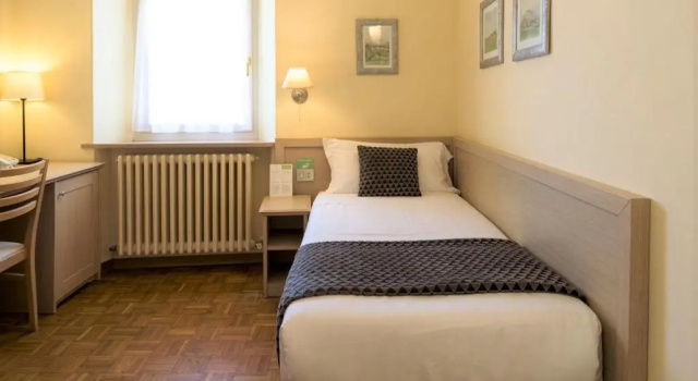 Одноместный номер Standard Hotel Lauri