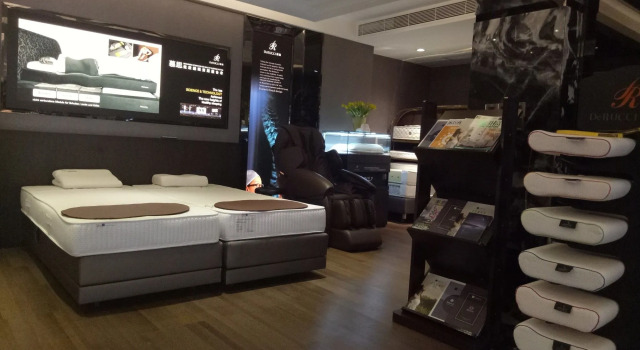 DeRUCCI Hotel