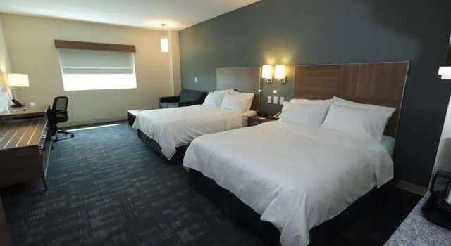 Четырёхместный люкс Holiday Inn Express & Suites Mexicali by IHG
