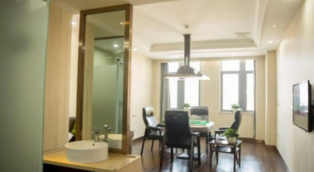 Holiday Inn Hangzhou Jinxiu (Yuhang Wanda Plaza), Забронировать Отель Ханчжоу Чжэцзян