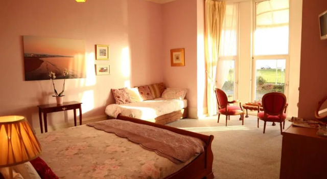 Camera Standard Cherry Tree Hotel