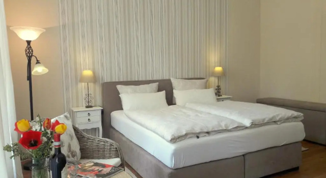 Апартаменты Ferienwohnung am Kaiserhof