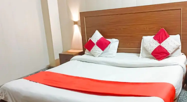 Roomshala 156 Hotel Mannat Inn, Забронировать Отель Отели Нью-Дели с парковкой, Парковка