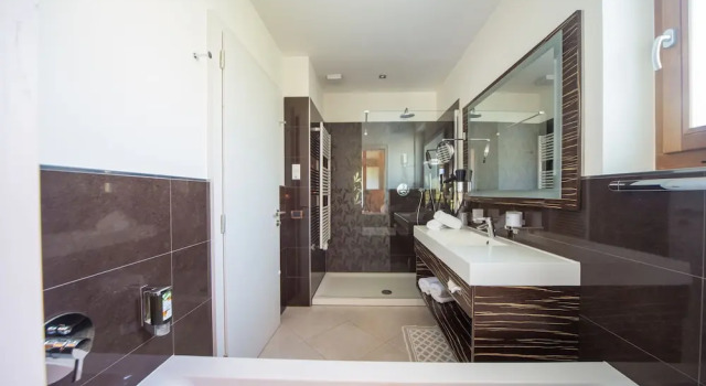 Полулюкс Mountain Spa Resort Albion