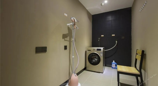 Yeste Hotel (Nanning Jiuquwan Hot Spring), Rezerwuj Hotel Hotele w Nanning z parkingiem, Parking