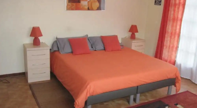 La Vie est Belle, Rezervovat Hotel Arles-sur-Tech Pyrénées-Orientales