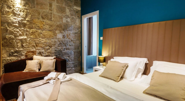 Riva Luxury Rooms